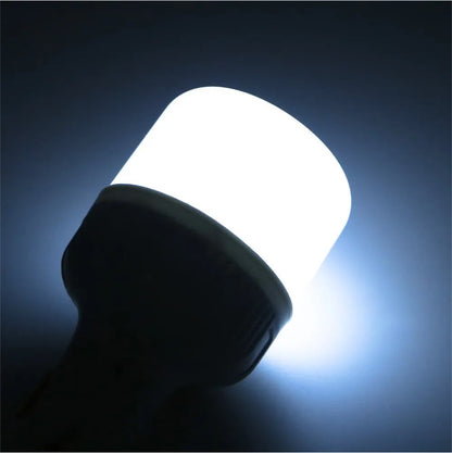 LEDライト ランタン ランプ 充電式電球 コンパクト キャンプ アウトドア USB充電　釣り 非常灯 車 お祭り 屋台　　